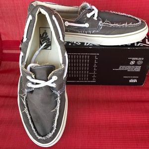 Men’s pewter Vans
